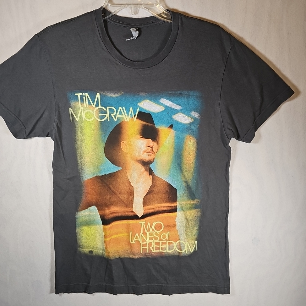 Tim McGraw 2013 Two Roada Of Freedom Tour Shirt Size S